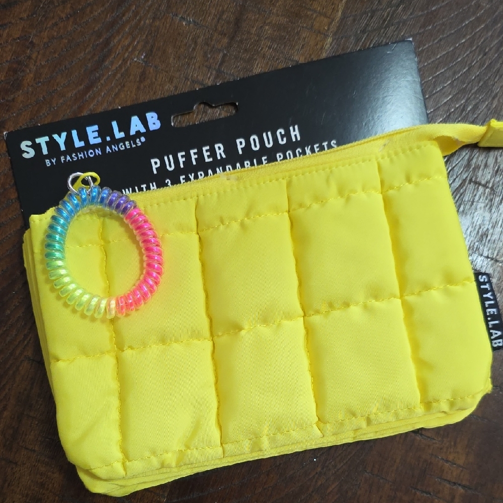Style.Lab Yellow Puffer Pouch With 3 Exoandable Pockets